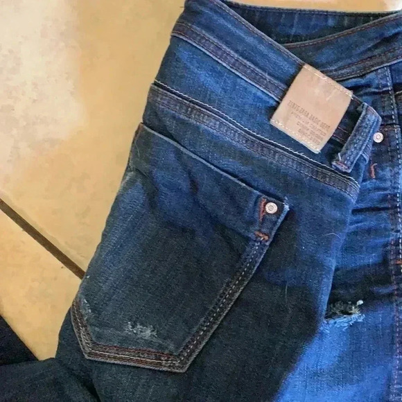 Zara - Picture 4 of 4